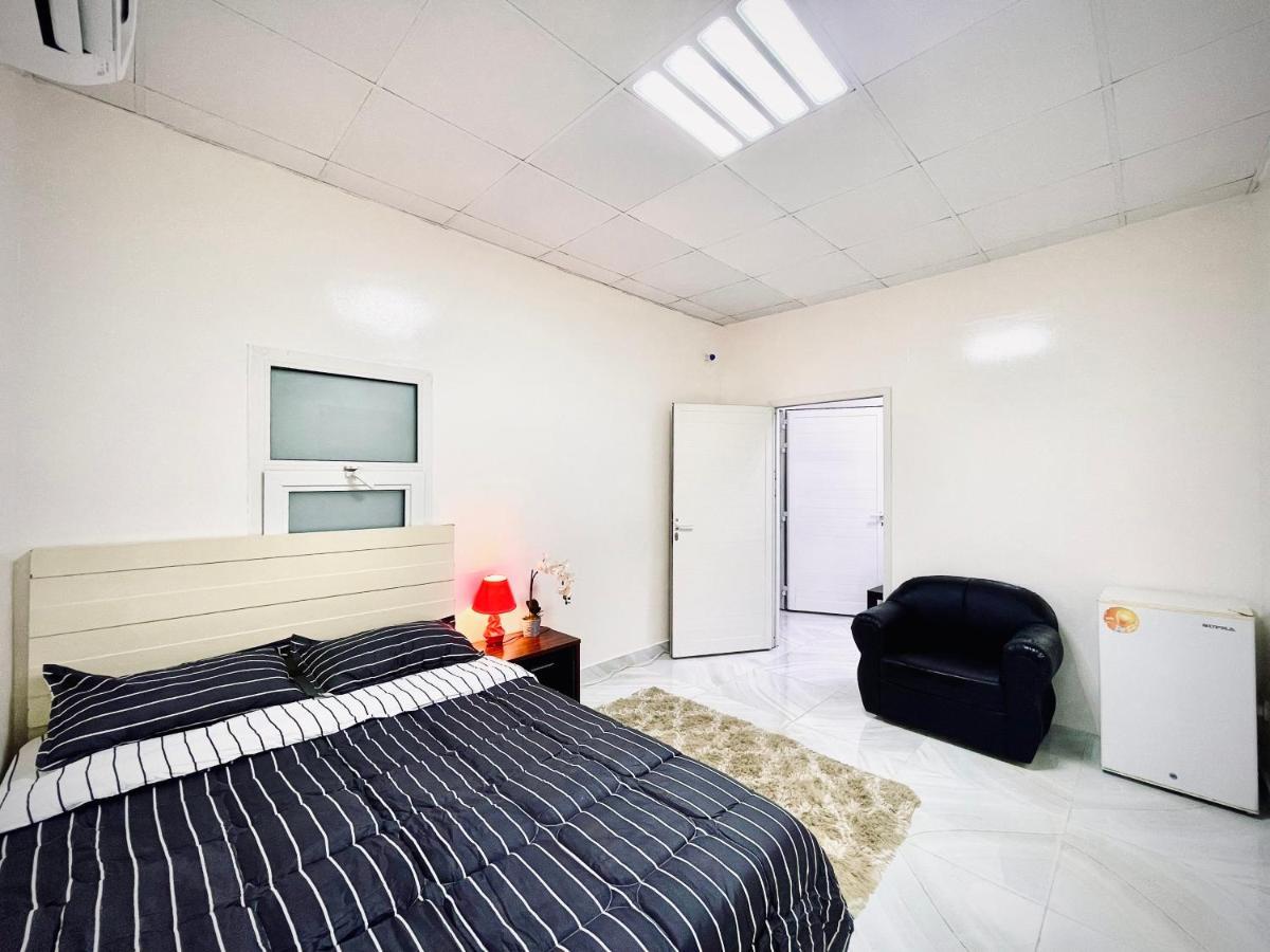 Private 2bedroom With T&b And Kitchenette Near International Airport Holiday home *
